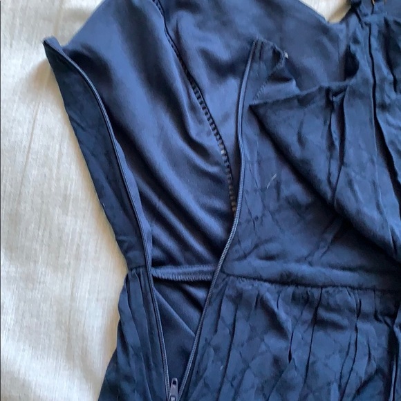 navy blue romper - Picture 4 of 4